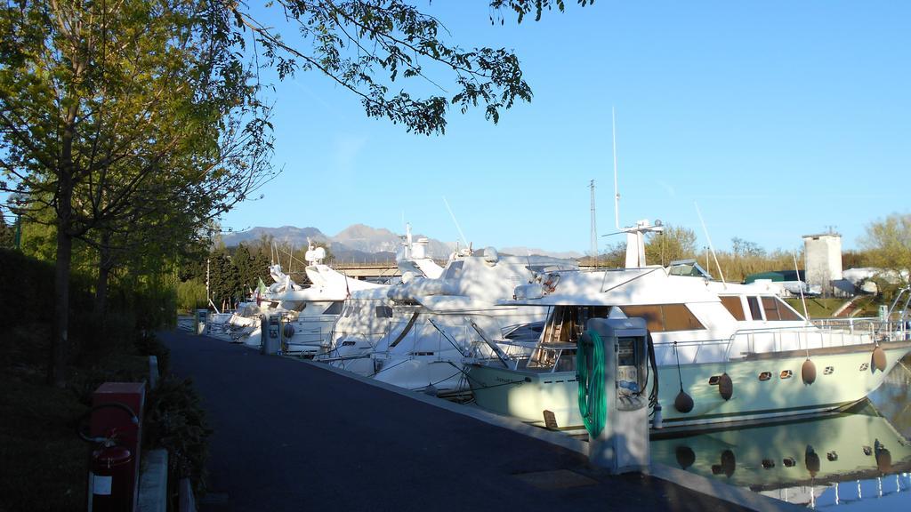 Iron Gate Marina3B Sarzana Exterior foto