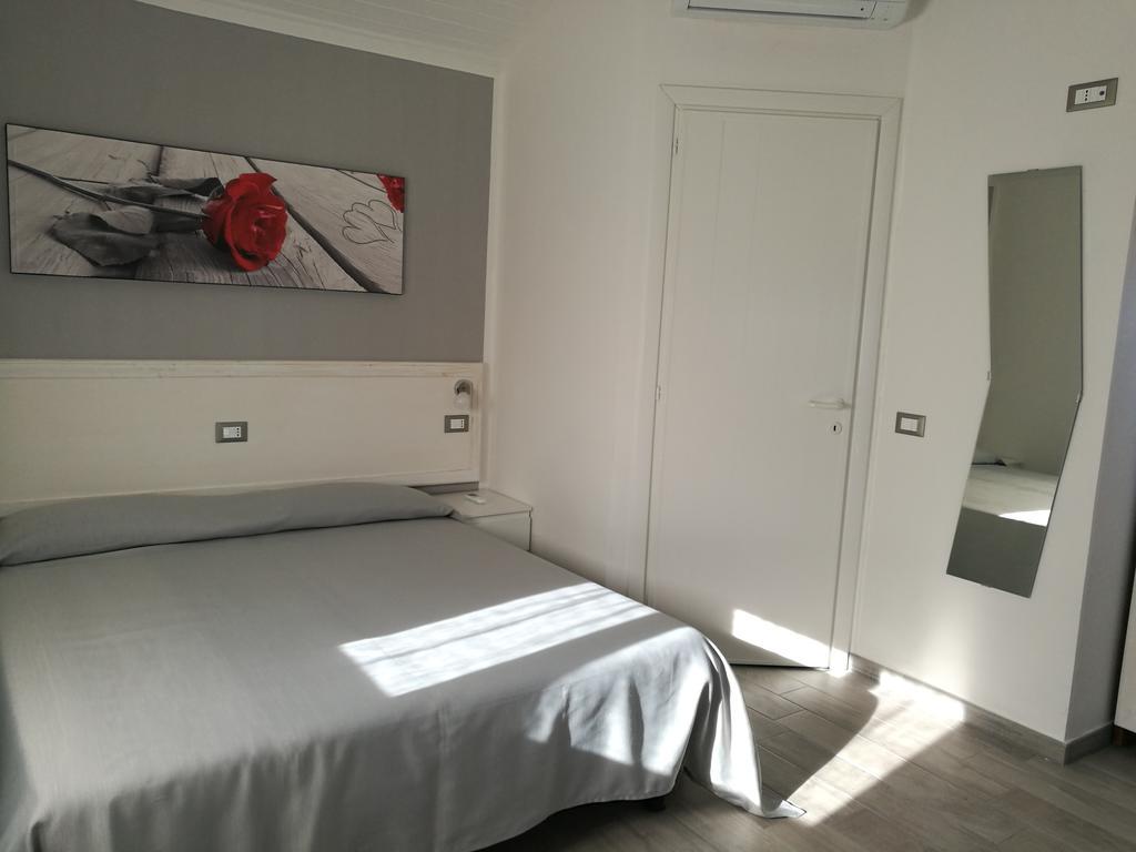 Iron Gate Marina3B Sarzana Exterior foto